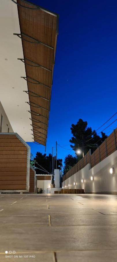 1Apartments Artemis Luxury 外观 照片